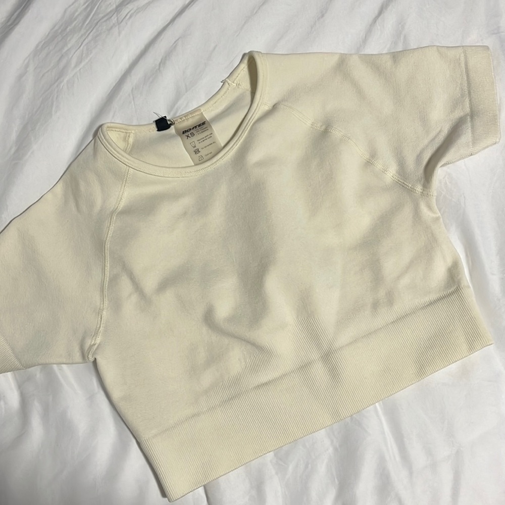 Bo+Tee sports crop